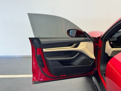 2023 Porsche TAYCAN 照片 4