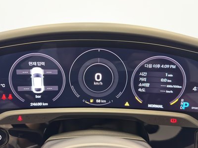 2023 Porsche TAYCAN — миниатюра 13