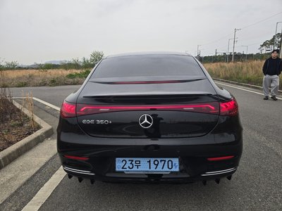 MERCEDES-BENZ EQE - 6