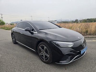 MERCEDES-BENZ EQE - 2
