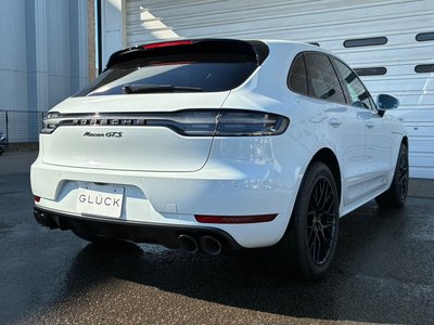 PORSCHE MACAN - 10