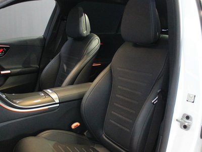 صورة 3 لـ 2023 Mercedes-BENZ C-CLASS