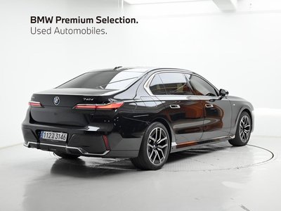 BMW 7 SERIES - 5