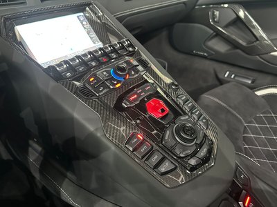 2019 Lamborghini AVENTADOR ROADSTER — миниатюра 22