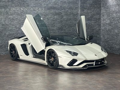 LAMBORGHINI AVENTADOR ROADSTER - 7