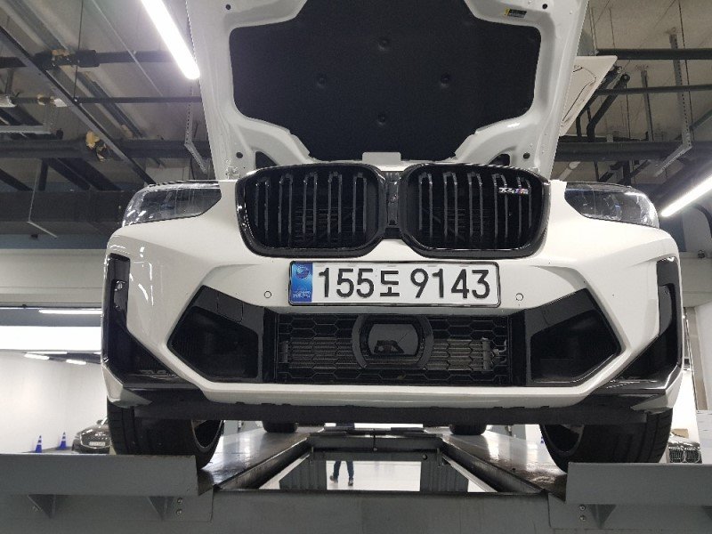 BMW X4 M - View 1