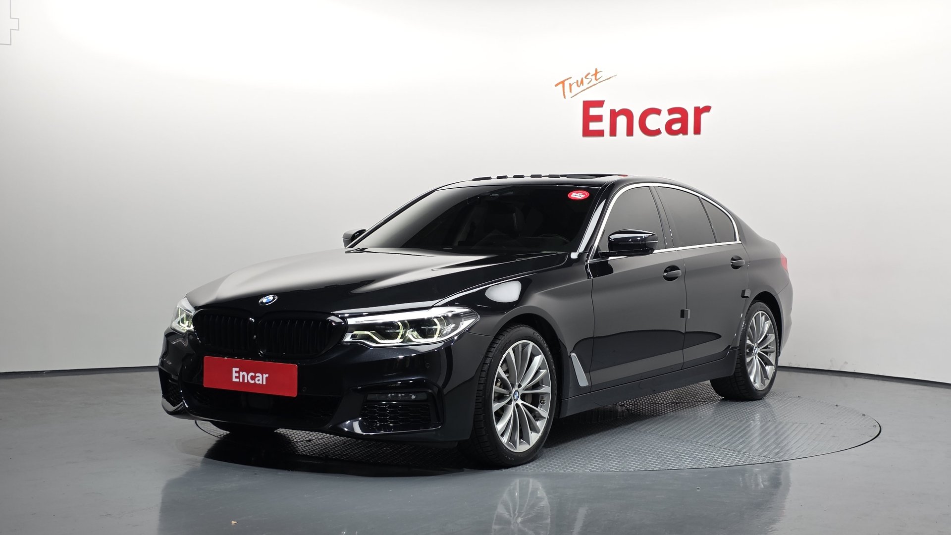 BMW 5 SERIES - View 1