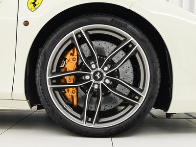 FERRARI 488 - 9