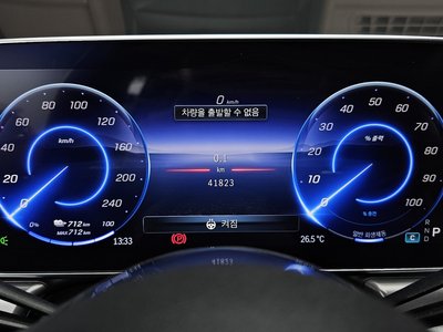 2022 Mercedes-BENZ EQE 缩略图 11