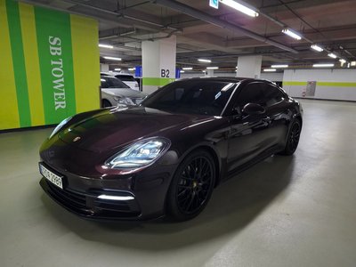 صورة 1 لـ 2018 Porsche PANAMERA