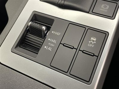 2024 Toyota LAND CRUISER 250 — миниатюра 19