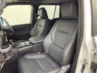 2024 Toyota LAND CRUISER 250 — миниатюра 25