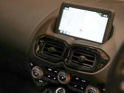 ASTON MARTIN VANTAGE - 5