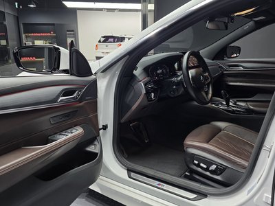 BMW 6 SERIES GT - 10