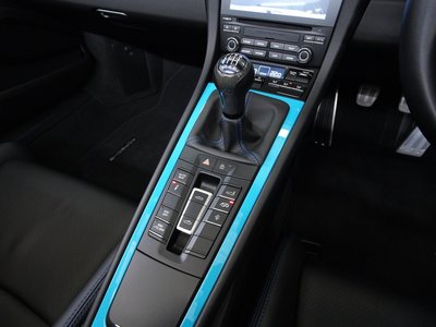 2020 Porsche 911 — миниатюра 11