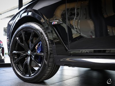 2023 BMW X7 thumbnail 42