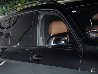 2023 BMW X7 thumbnail 25