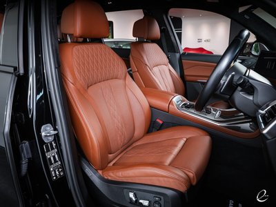 2023 BMW X7 photo 4
