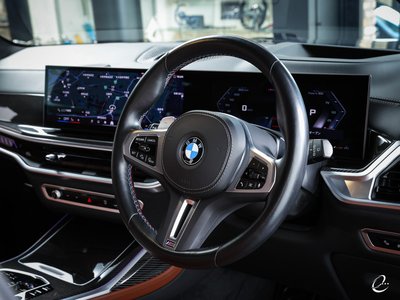2023 BMW X7 thumbnail 65