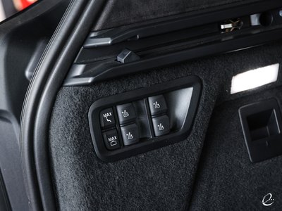 2023 BMW X7 thumbnail 77