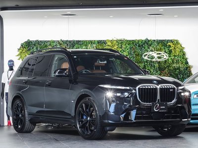 2023 BMW X7 photo 1