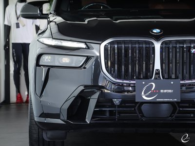 2023 BMW X7 thumbnail 33