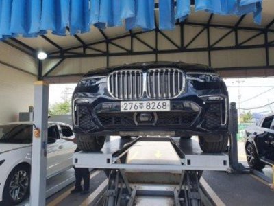 2020 BMW X7 照片 1