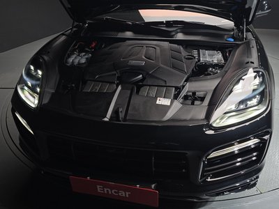 PORSCHE CAYENNE - 7