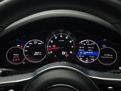 PORSCHE CAYENNE - 8