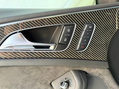 صورة مصغرة 39 لـ 2016 AUDI RS6 AVANT