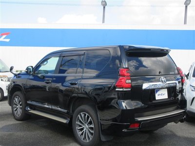 TOYOTA LAND CRUISER PRADO - 7