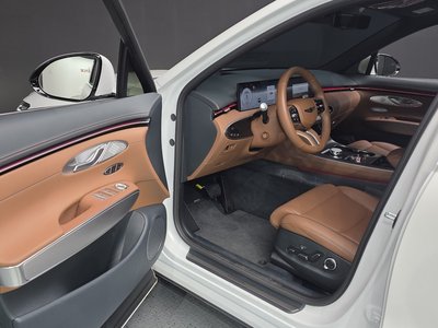2025 Genesis GV70 — миниатюра 13