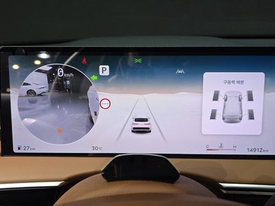 2025 Genesis GV70 — миниатюра 11