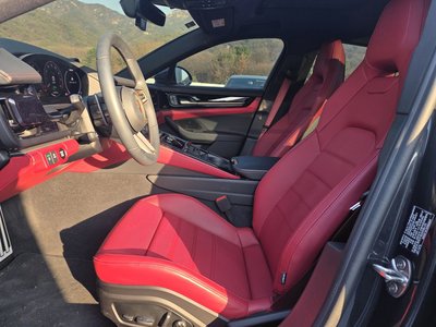 PORSCHE PANAMERA - 4