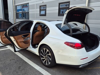 MERCEDES-BENZ E-CLASS - 6