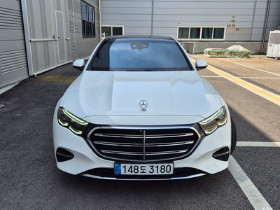MERCEDES-BENZ E-CLASS - 4