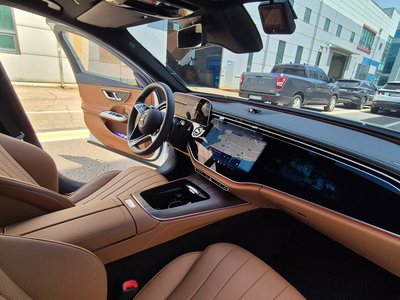 MERCEDES-BENZ E-CLASS - 10