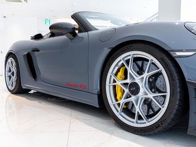 PORSCHE 718 - 5
