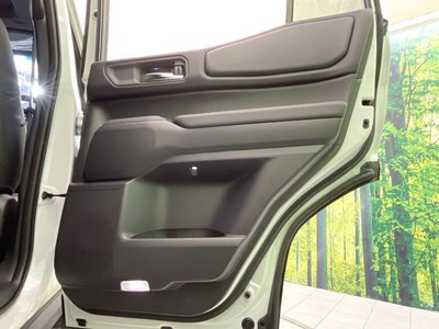 صورة مصغرة 61 لـ 2025 Toyota LAND CRUISER 250