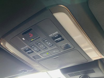 TOYOTA ALPHARD - 9