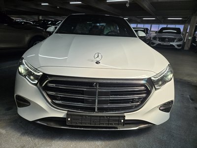 MERCEDES-BENZ E-CLASS - 9