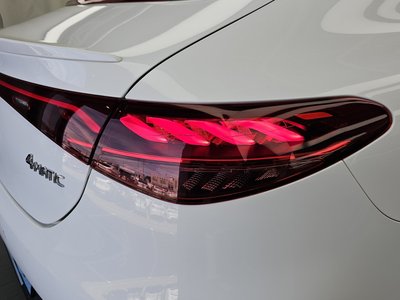2023 Mercedes-BENZ EQE photo 10