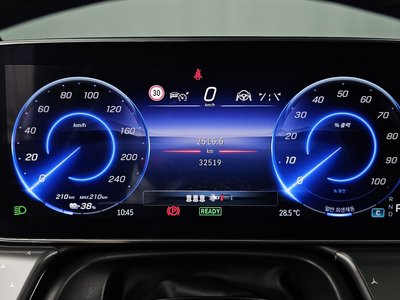 2023 Mercedes-BENZ EQE thumbnail 11