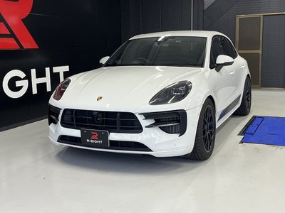 PORSCHE MACAN - 7