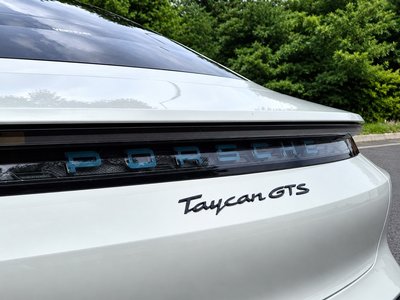 2023 Porsche TAYCAN 照片 10