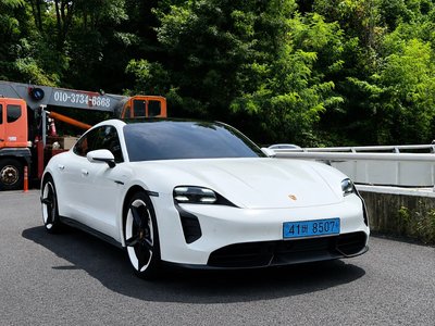 2023 Porsche TAYCAN 照片 5
