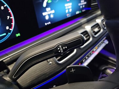 MERCEDES-BENZ GLS - 9