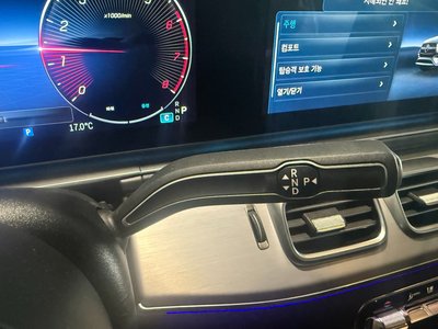 MERCEDES-BENZ GLE - 9