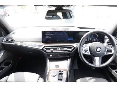 صورة 3 لـ 2023 BMW 3 SERIES