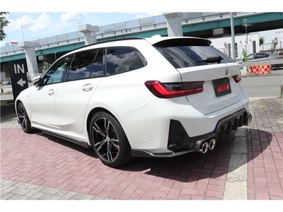 صورة 6 لـ 2023 BMW 3 SERIES